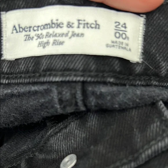 Abercrombie & Fitch Black 90s relaxed jean high rise size 24/00 - Picture 3 of 4